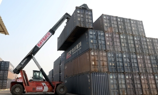 Lượng hàng hóa xếp dỡ tại Ga liên vận quốc tế Kép tăng mạnh